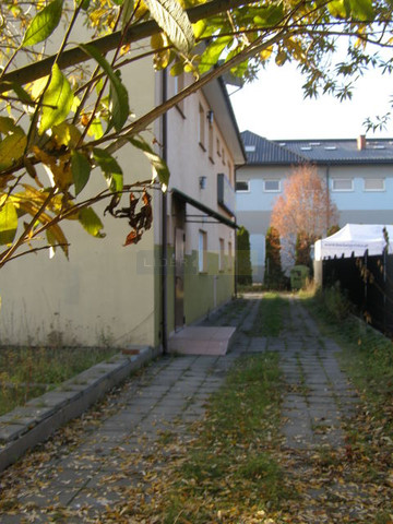 Lokal Sprzedaż Łomianki 12