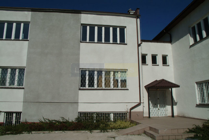 Lokal Sprzedaż Łomianki 5