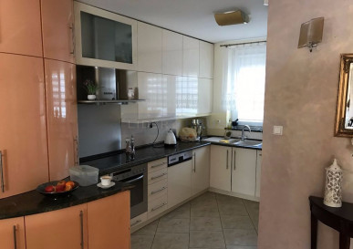 Dom Sprzedaż Łomianki