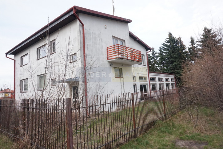 Lokal Sprzedaż Łomianki 1