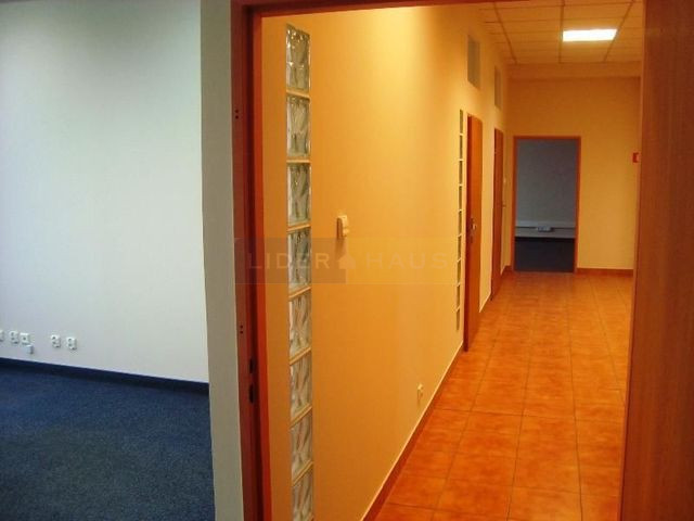 Lokal Sprzedaż Warszawa Włochy 4